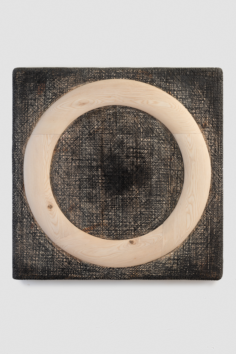 Wood Nº21 (square with white circle on black) (1) copy